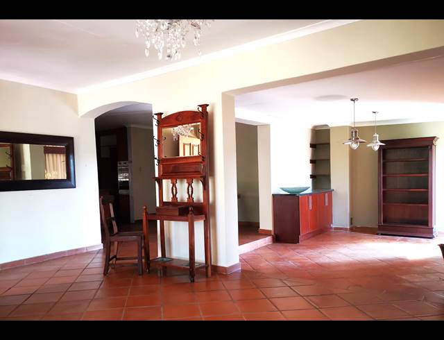 3 BEDROOM TOWNHOUSE TO LET IN WATERKLOOF GLEN